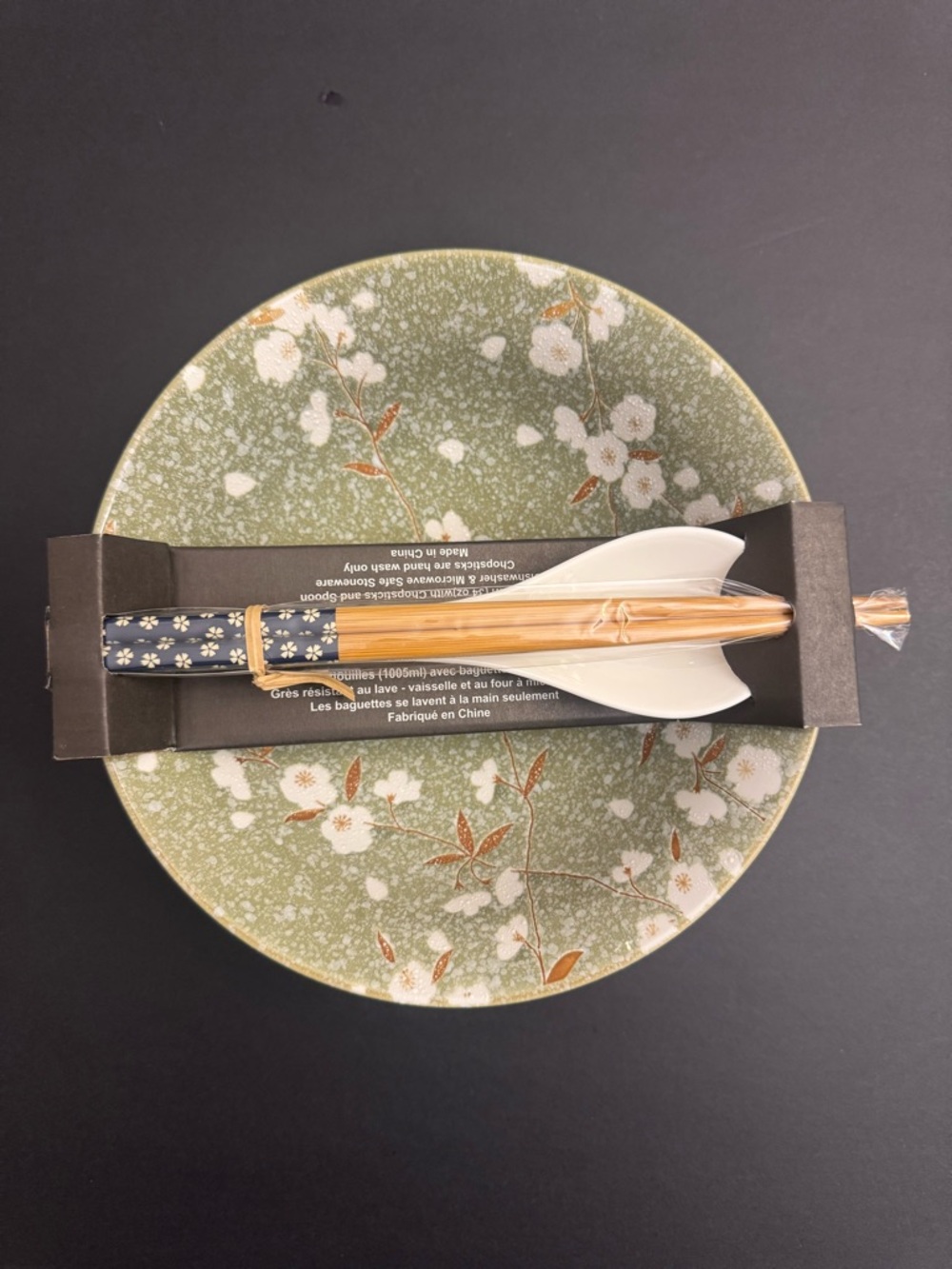 SH Home 4pc Ceramic Noodle Bowl with Chopstick & Spoon Set